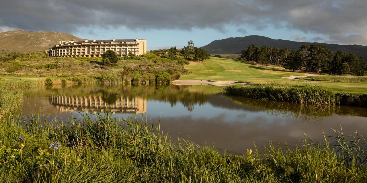 Arabella Hotel, Golf And Hotel